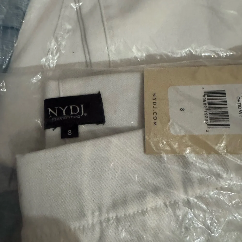 NYDJ Optic White Pull-On Skinny Pants - Picture 4 of 4